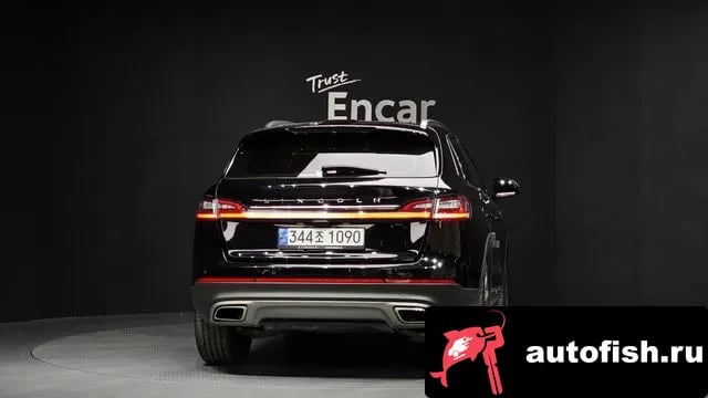 Lincoln Nautilus Nautilus First generation 2022 года - вид 4