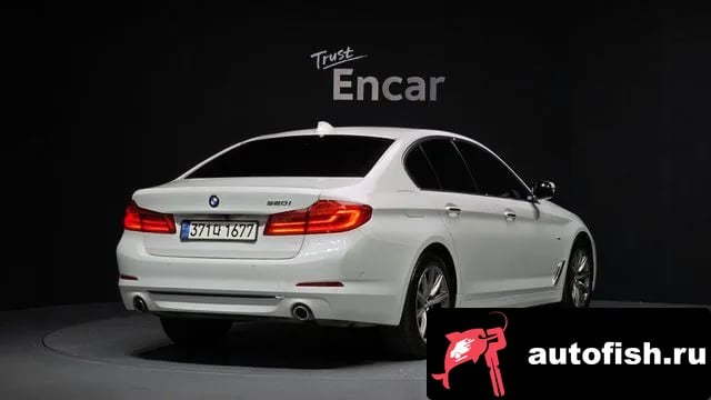 BMW 5-Series 5 Series (G30) 2019 года - вид 2
