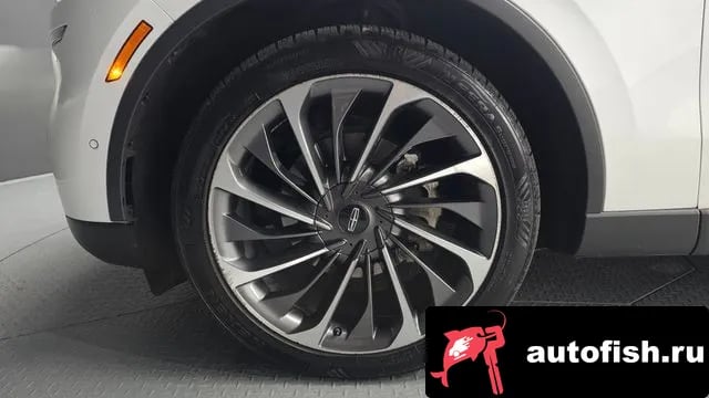 Lincoln Aviator Aviator 2nd generation 2021 года - вид 5