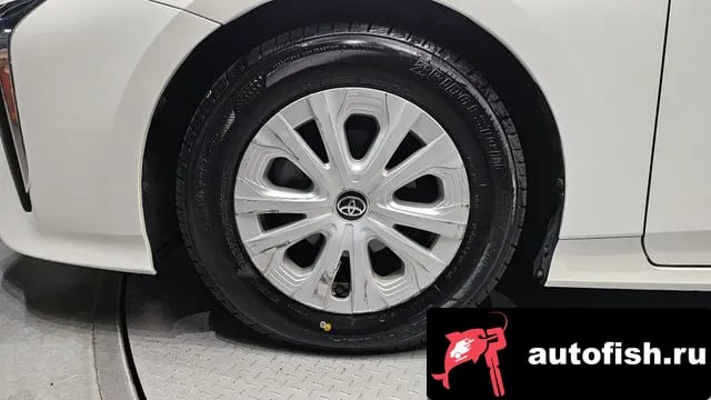 Toyota Prius Prius 4th Generation 2019 года - вид 5