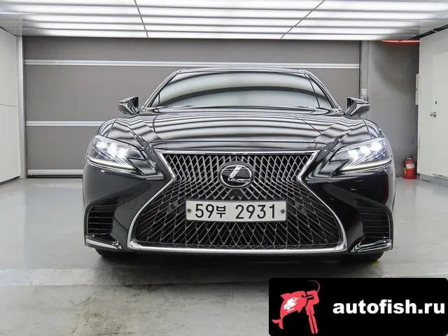 Lexus LS LS500 5th generation 2018 года - вид 2