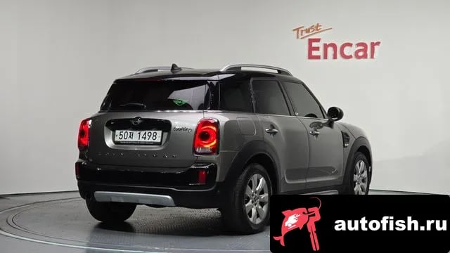 Mini Countryman Cooper D Country Man 2018 года - вид 2