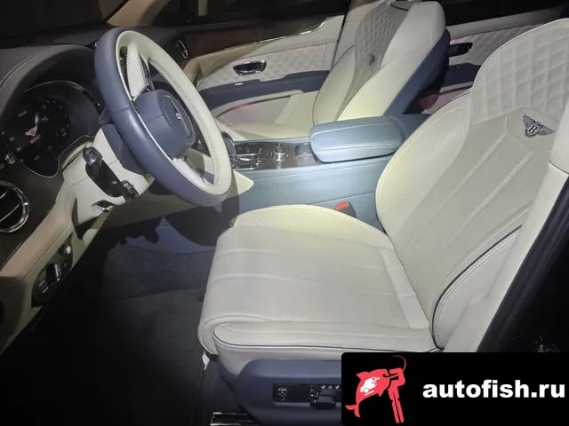 Bentley Bentayga Benteiga 2023 года - вид 3