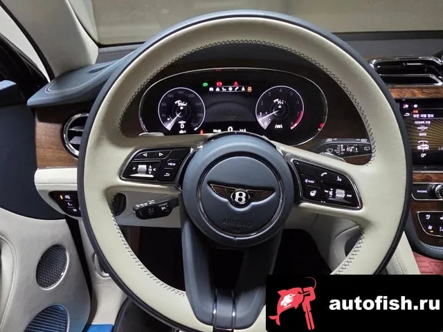 Bentley Bentayga Benteiga 2023 года - похожие автомобили
