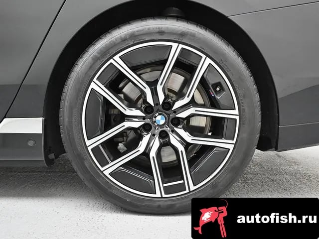 BMW i7 i7 (G70) 2023 года - похожие автомобили