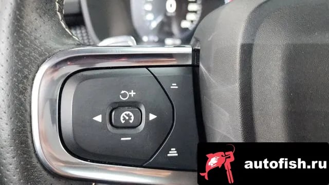 Volvo XC40 XC40 2018 года - похожие автомобили