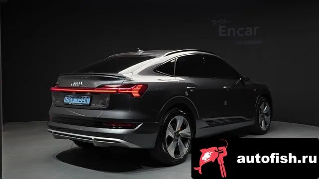 Audi e-tron e-Tron 2022 года - вид 2