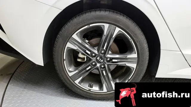 Kia K5 K5 3rd generation 2020 года - вид 5