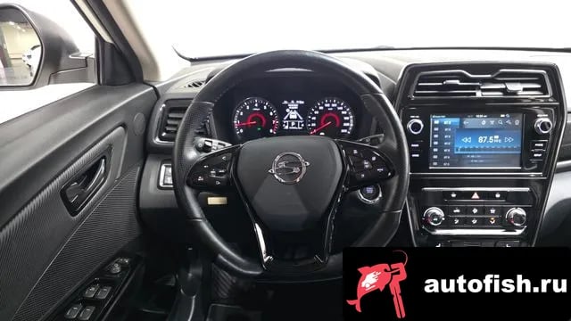 KG Mobility (Ssangyong) TIBOLI Berry New Tivoli 2020 года - похожие автомобили