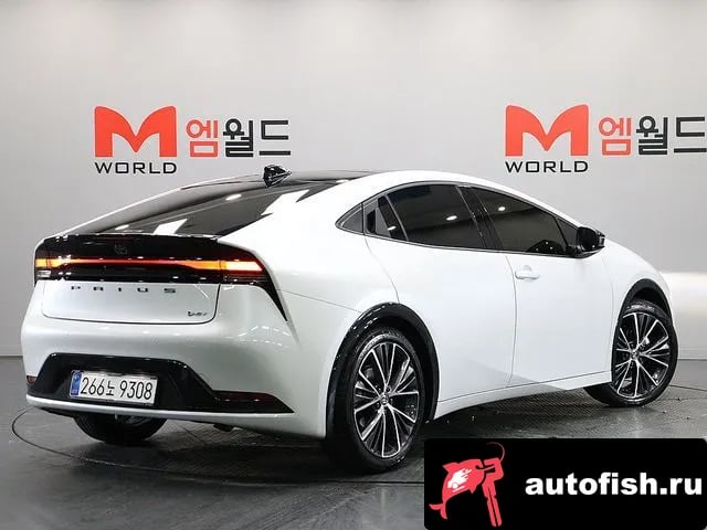 Toyota Prius Prius 5th Generation 2025 года - вид 3