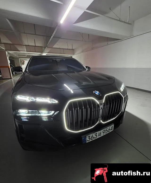 BMW 7-Series 7 Series (G70) 2025 года - вид 3