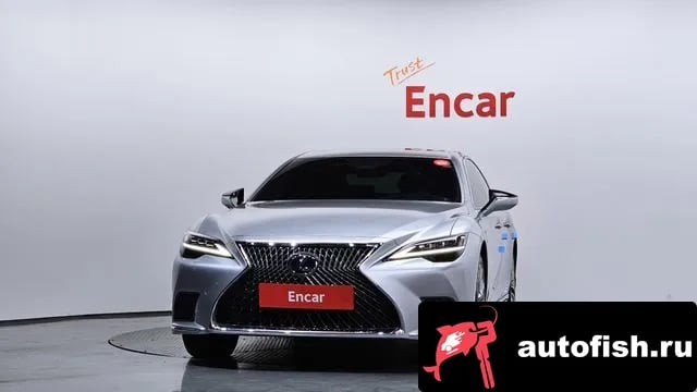 Lexus LS LS500h 5th generation 2022 года - вид 3