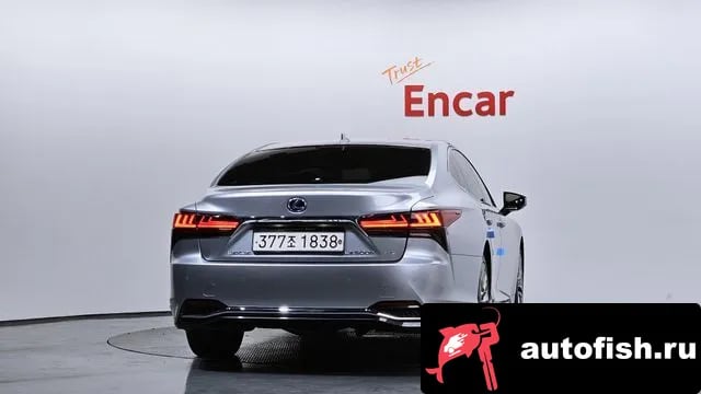 Lexus LS LS500h 5th generation 2022 года - вид 4