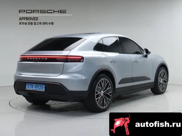 Porsche Macan Makan EV 2025 года - вид 2