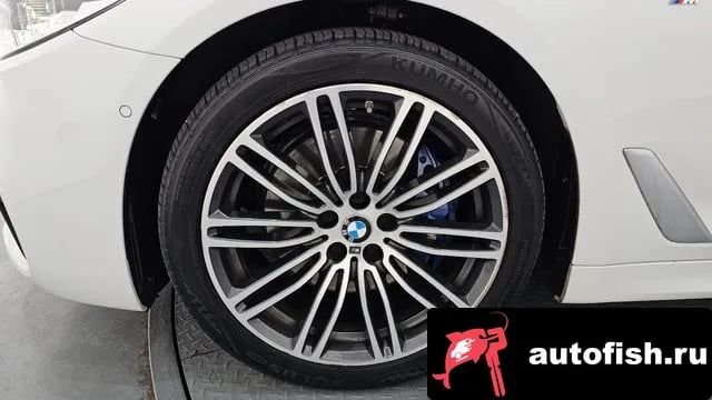 BMW 5-Series 5 Series (G30) 2018 года - вид 5