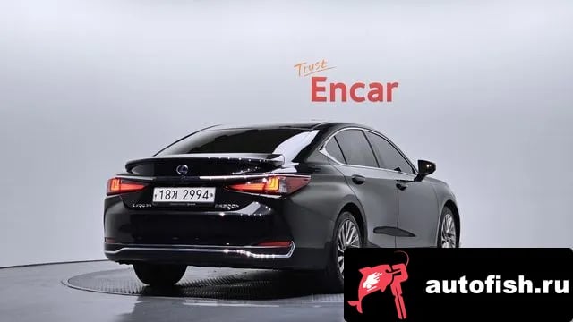 Lexus ES ES300h 7th generation 2018 года - вид 2