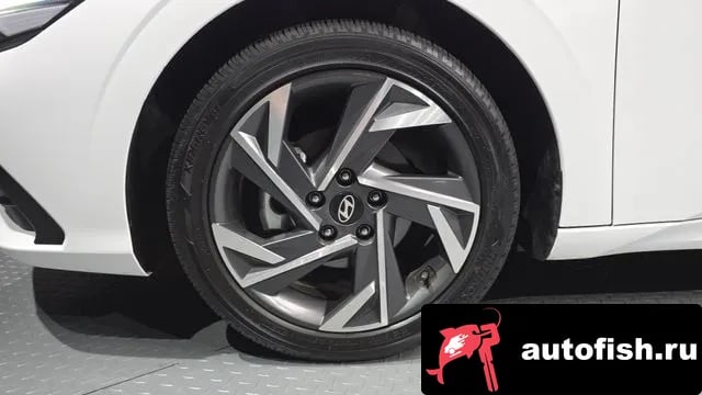 Hyundai AVANTE The New Avante (CN7) 2024 года - вид 5