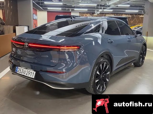 Toyota Crown Crown Crossover 2024 года - вид 2