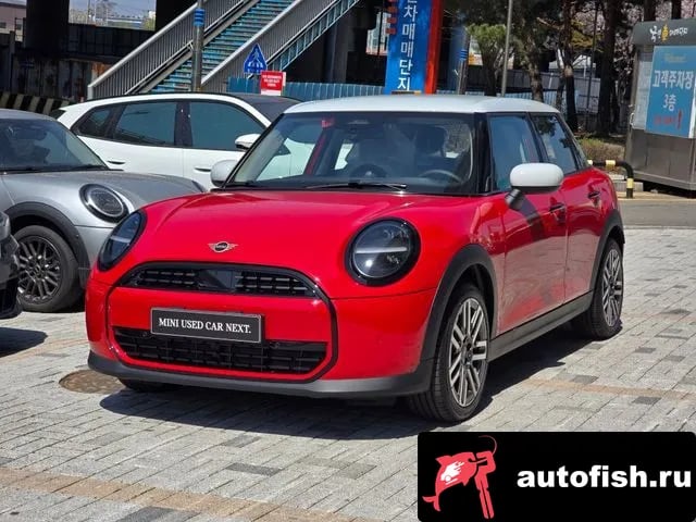 Mini Cooper Cooper C 4th generation 2026 года - вид 1