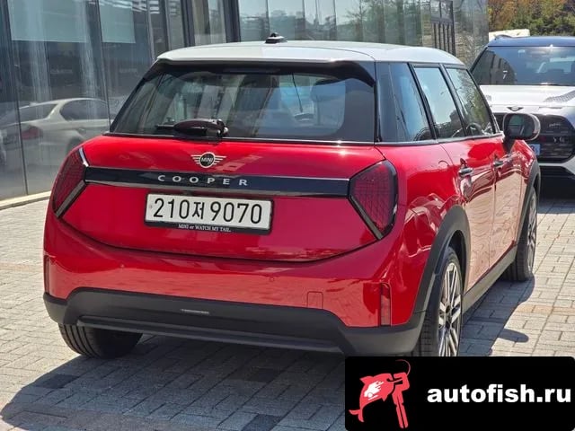 Mini Cooper Cooper C 4th generation 2026 года - вид 4