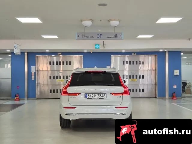 Volvo XC60 XC60 second Generation 2023 года - вид 4