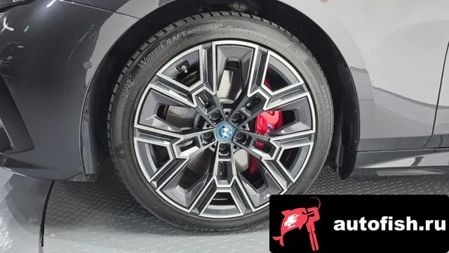BMW i5 i5 (G60) 2023 года - вид 4