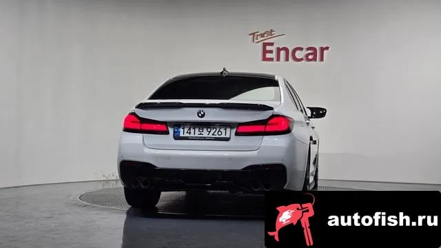 BMW 5-Series 5 Series (G30) 2022 года - вид 4