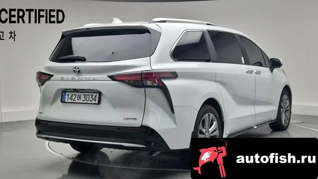 Toyota Sienna Siena 4th Generation 2025 года - вид 2