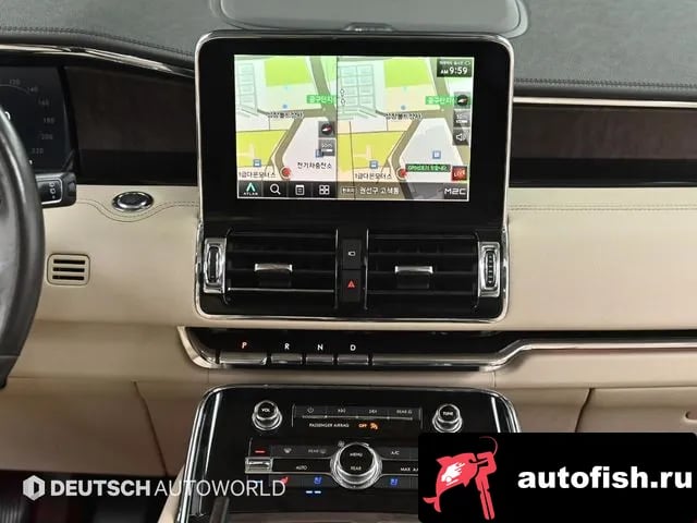 Lincoln Navigator Navigator 4th generation 2021 года - похожие автомобили