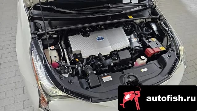 Toyota Prius Prius 4th Generation 2018 года - вид 6