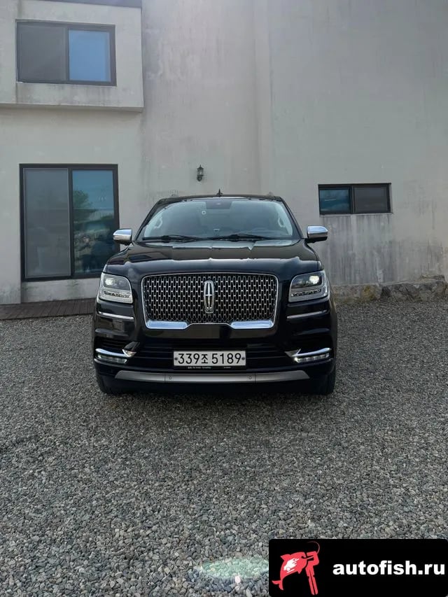 Lincoln Navigator Navigator 4th generation 2021 года - похожие автомобили