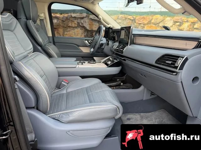 Lincoln Navigator Navigator 4th generation 2021 года - вид 6