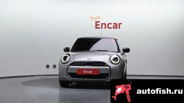 Mini Cooper Cooper C 4th generation 2025 года - вид 3