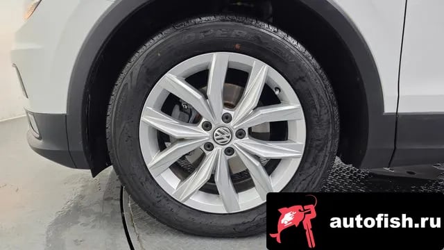 Volkswagen Tiguan Tiguan second Generation 2018 года - вид 5