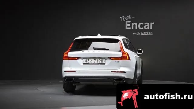Volvo V60 V60 Cross-country 2nd Generation 2019 года - вид 4