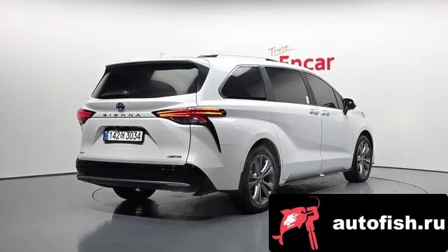 Toyota Sienna Siena 4th Generation 2025 года - вид 2