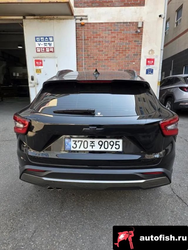 Chevrolet (GM Daewoo) Trax Trax Crossover 2024 года - вид 2