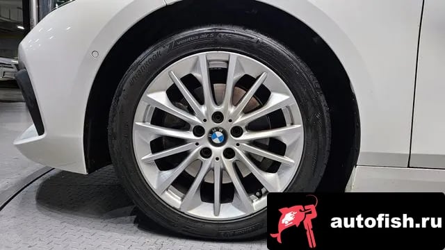 BMW 1-Series 1 Series (F40) 2021 года - вид 5