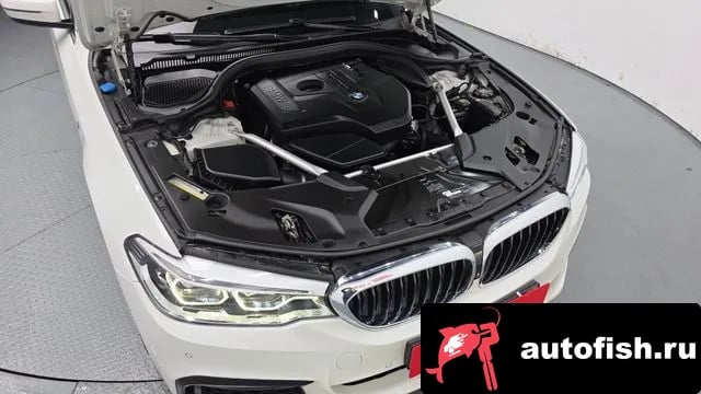 BMW 5-Series 5 Series (G30) 2018 года - вид 6