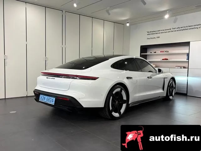 Porsche Taycan Taikan 2025 года - вид 2