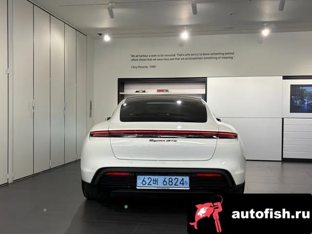 Porsche Taycan Taikan 2025 года - вид 4