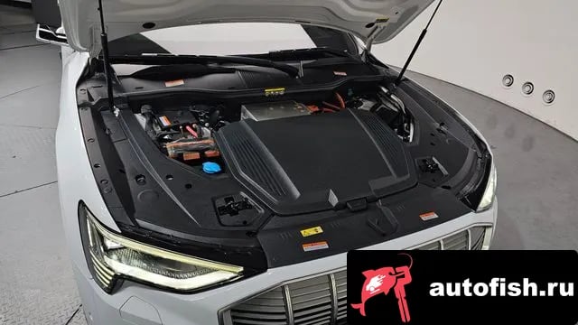 Audi e-tron e-Tron 2020 года - вид 5