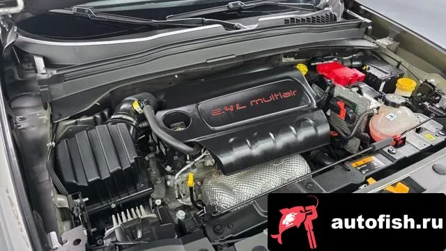 Jeep Renegade Renegade 2021 года - вид 6