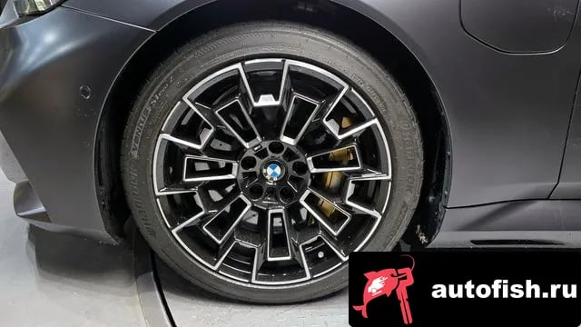 BMW M5 M5 (G90) 2025 года - вид 5