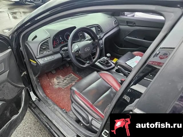 Hyundai AVANTE Avante AD 2018 года - вид 3