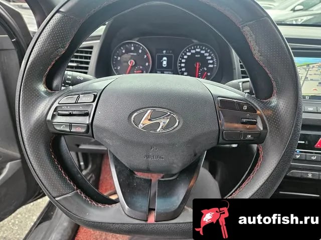 Hyundai AVANTE Avante AD 2018 года - вид 5