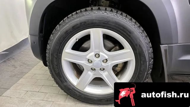 Land Rover Defender Bitdefender (L663) 2020 года - вид 5