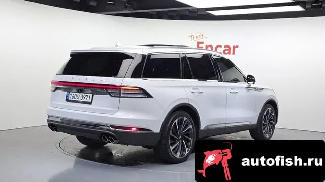 Lincoln Aviator Aviator 2nd generation 2021 года - вид 2