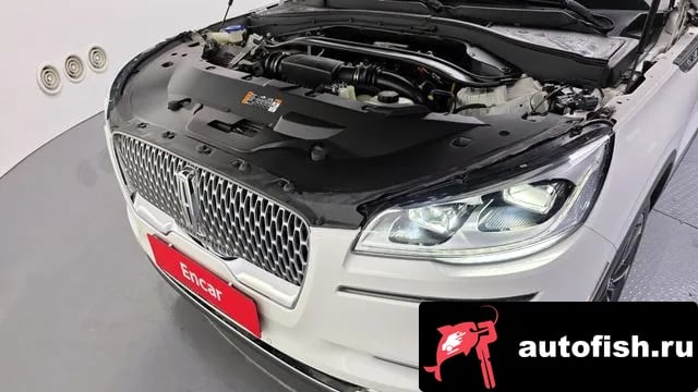 Lincoln Aviator Aviator 2nd generation 2021 года - вид 6