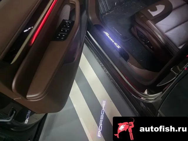 Porsche Macan Makan EV 2025 года - вид 4